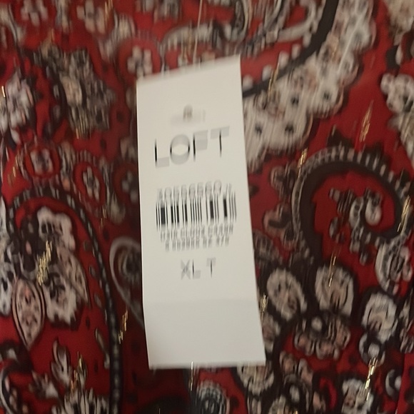 Beautiful Christmas Red Silver Sparkling dress with ruffled hem NWT - Picture 2 of 3